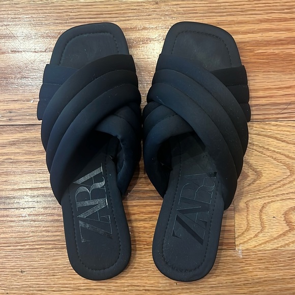 Zara Tufted Slides- Black matte satin size 37 - Picture 2 of 8